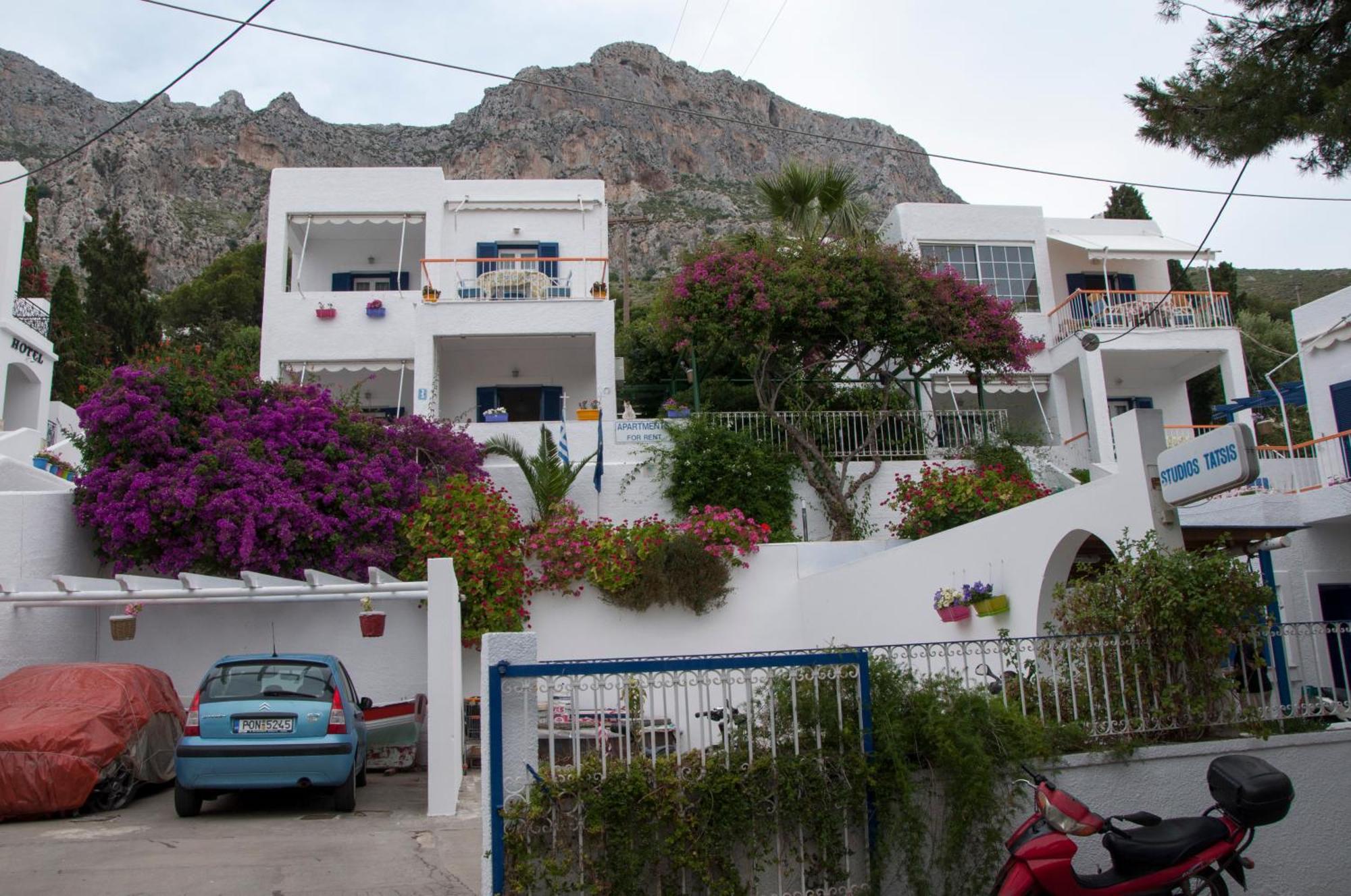 Tatsis Apartments Masouri Eksteriør billede