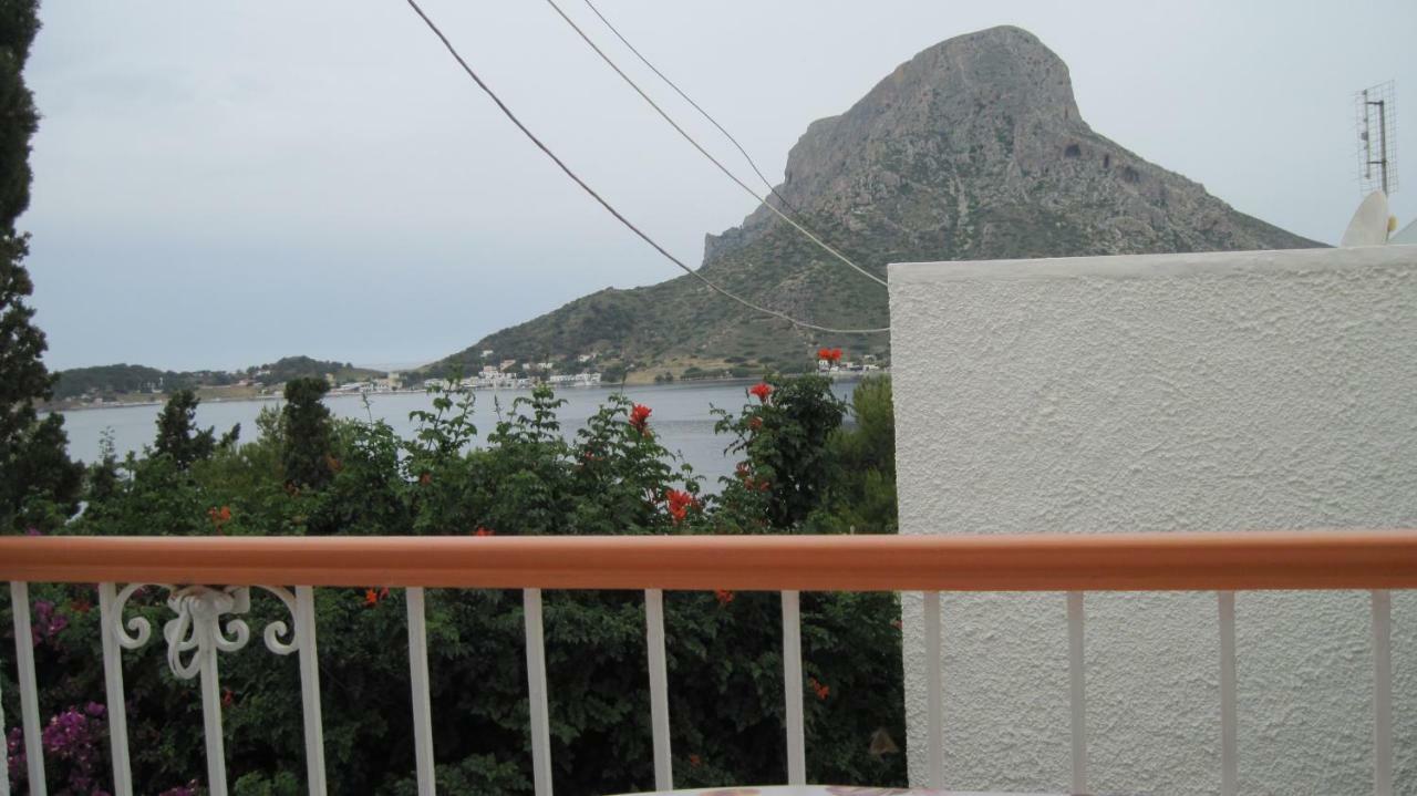 Tatsis Apartments Masouri Eksteriør billede