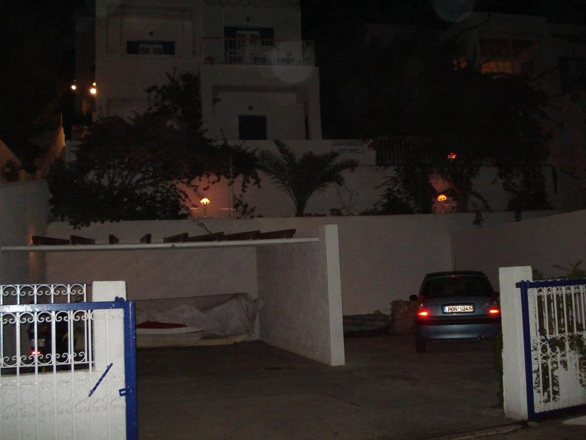 Tatsis Apartments Masouri Eksteriør billede