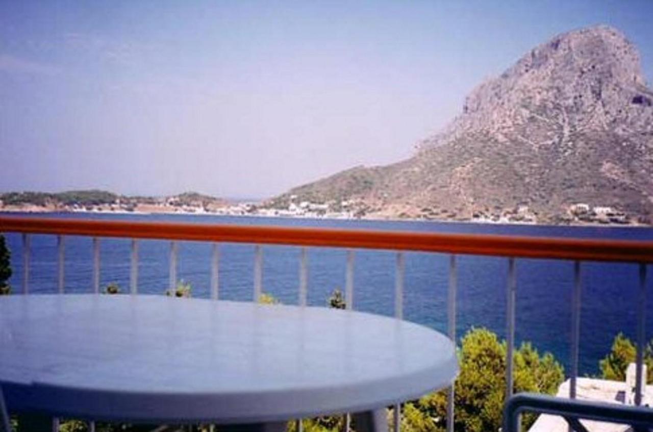 Tatsis Apartments Masouri Eksteriør billede